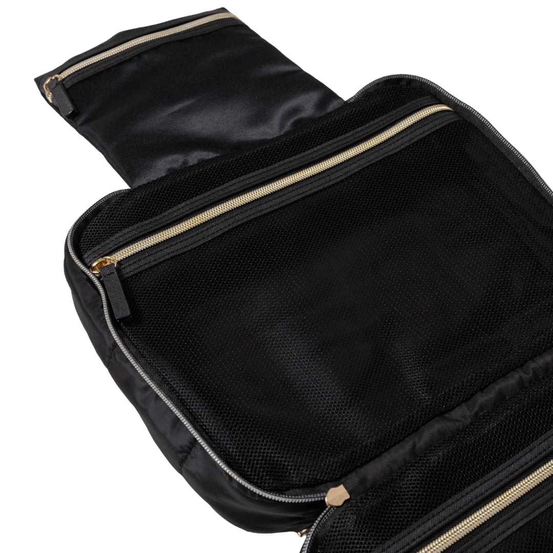 First Class Quilted Hanging Skincare Bag